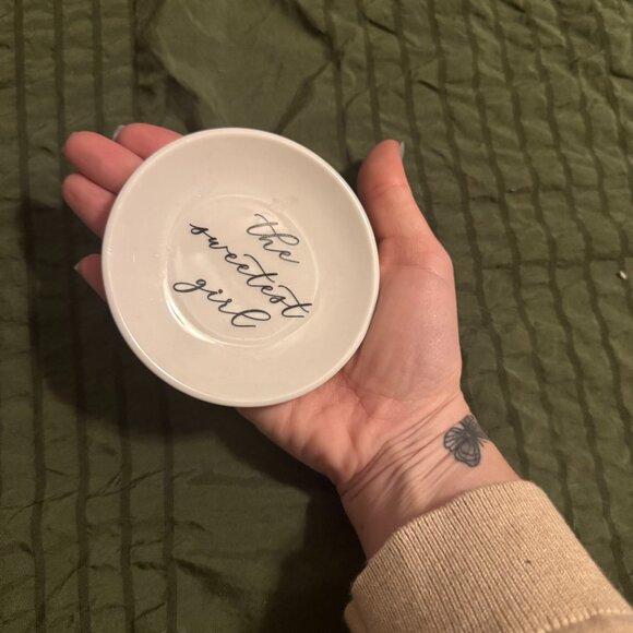 Sweet Clementines - The Sweetest Girl Trinket Jewelry Dish - Picture 3 of 3